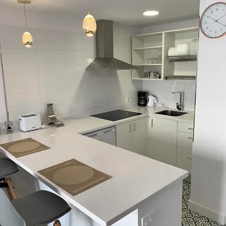 Avenida De Suecia, Cristianos Free Wifi Arona (Tenerife)